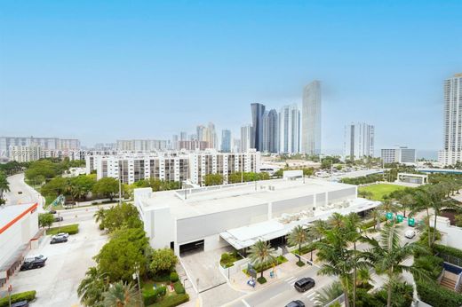 Residential complexes in Sunny Isles Beach, Miami-Dade
