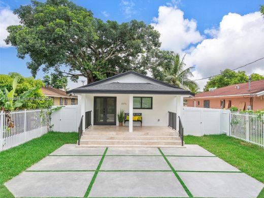 빌라 / Miami Heights Trailer Park, Miami-Dade County