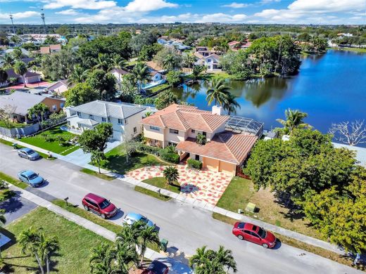 ﻓﻴﻼ ﻓﻲ Pembroke Pines, Broward County