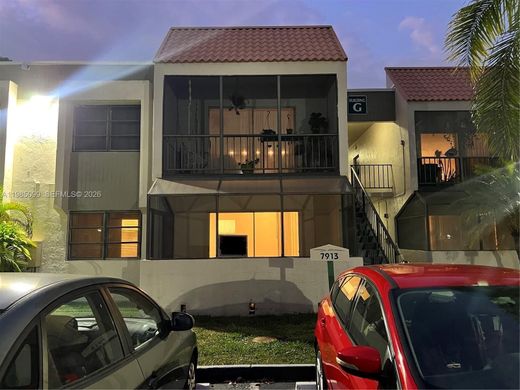 Residential complexes in Miami, Miami-Dade