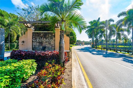 Townhouse in Pembroke Pines, Broward County