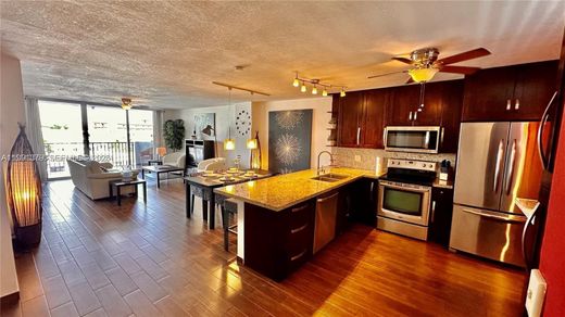 Complesso residenziale a North Miami Beach, Miami-Dade County