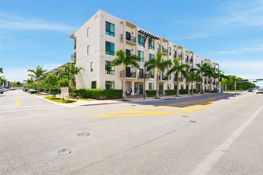 Residential complexes in Doral, Miami-Dade