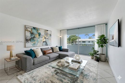 Residential complexes in North Bay Village, Miami-Dade