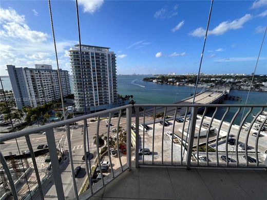 Residential complexes in North Bay Village, Miami-Dade