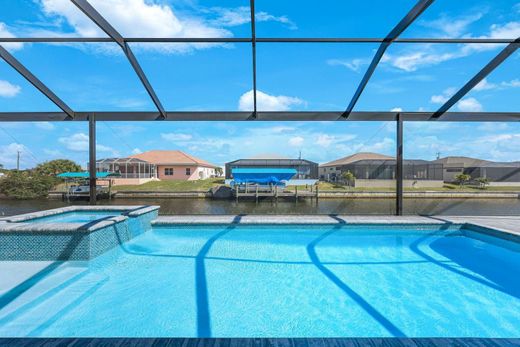 Villa - Cape Coral, Lee County