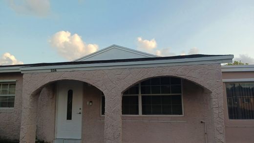 Villa in Deerfield Beach, Broward County