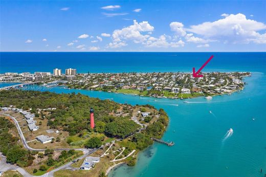Villa in Town of Jupiter Inlet Colony, Palm Beach