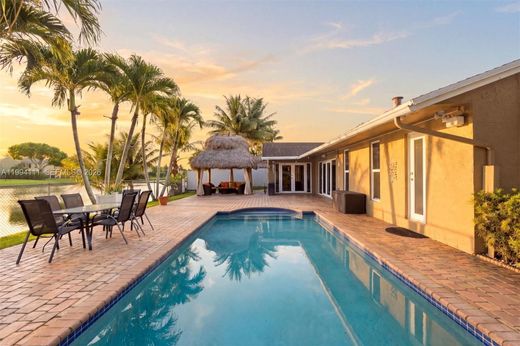 Villa in Cooper City, Broward County