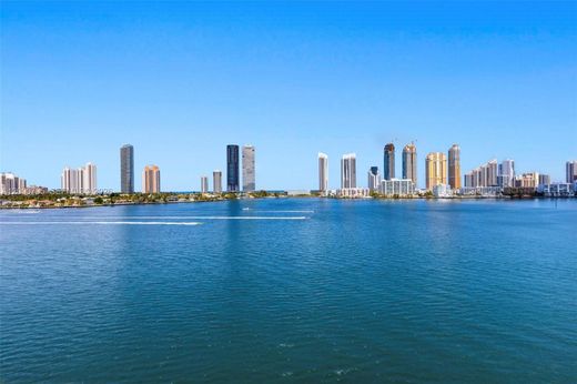 Residential complexes in Aventura, Miami-Dade