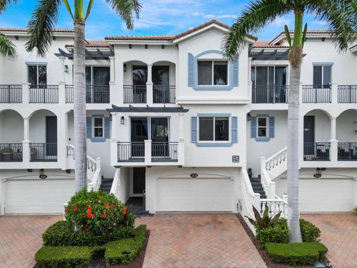 Townhouse in Boynton Beach, Palm Beach