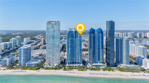 Residential complexes in Sunny Isles Beach, Miami-Dade