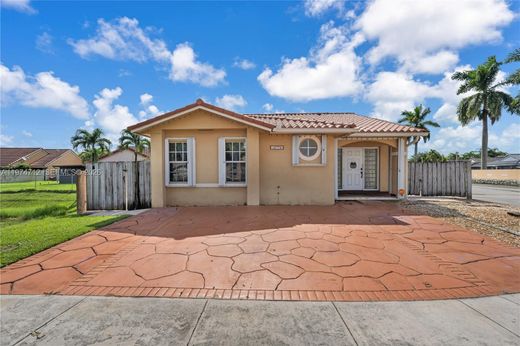 Villa in Miami, Miami-Dade