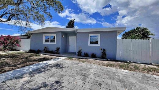 Willa w Deerfield Beach, Broward County