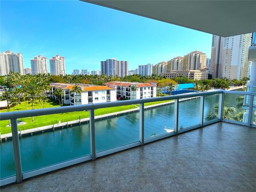 Residential complexes in Aventura, Miami-Dade