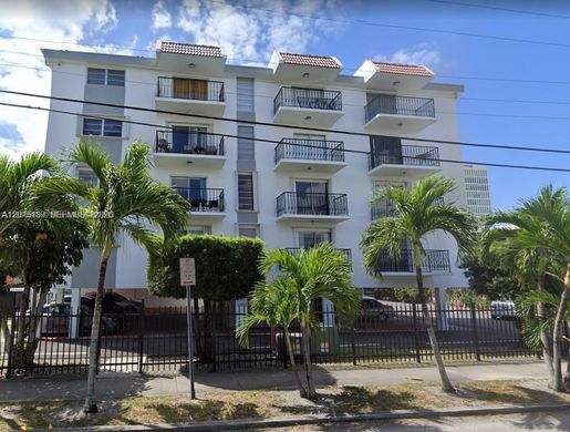 Complexes résidentiels à Miami, Comté de Miami-Dade