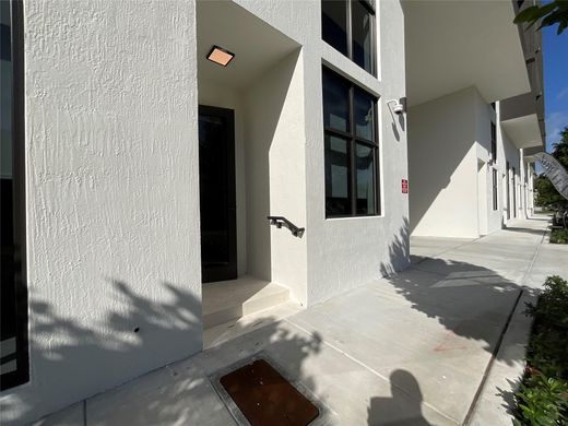 Complesso residenziale a Palmetto Bay, Miami-Dade County