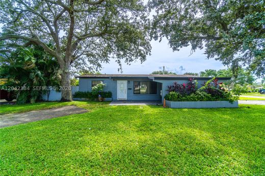 Villa in Hollywood, Broward County