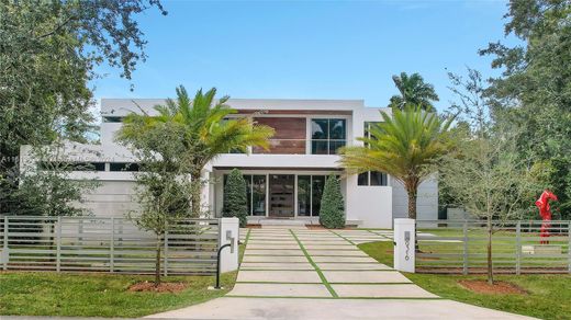 Villa Pinecrest, Miami-Dade County