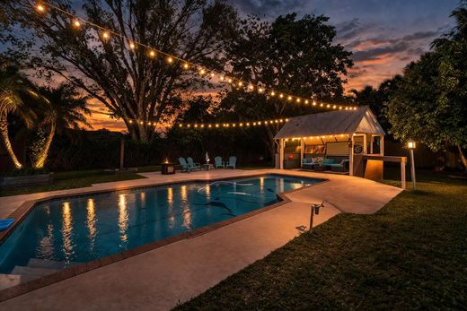 Villa in Oakland Park, Broward County