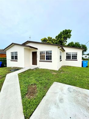 Villa in West Park, Broward County