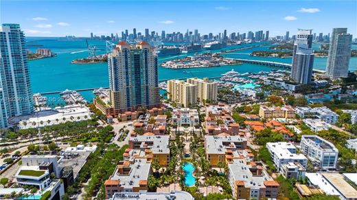 Kamienica w Miami Beach, Miami-Dade County