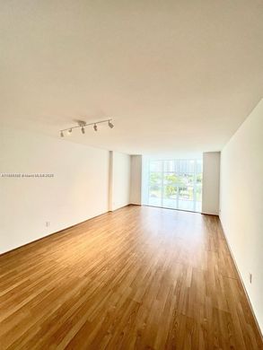 Complesso residenziale a Hallandale Beach, Broward County