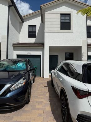 Şehir evi  Miami, Miami-Dade County