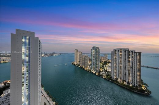 Complexes résidentiels à Miami, Comté de Miami-Dade