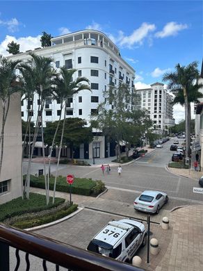 Residential complexes in Coral Gables, Miami-Dade
