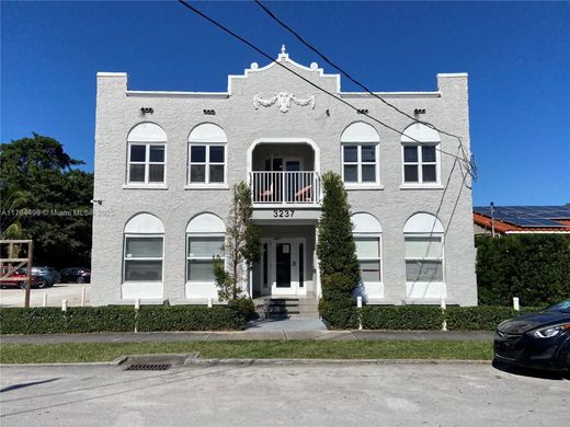 Complexes résidentiels à Miami, Comté de Miami-Dade