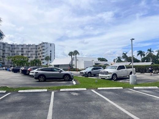 Komplex apartman Aventura, Miami-Dade County