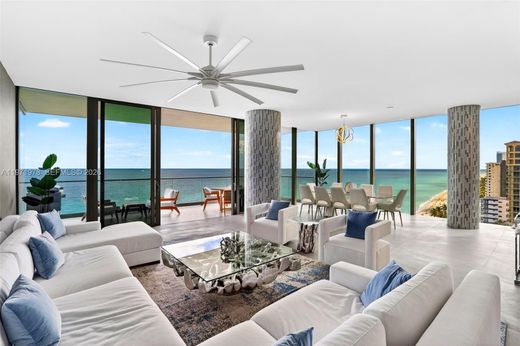 Complexos residenciais - Hallandale Beach, Broward County