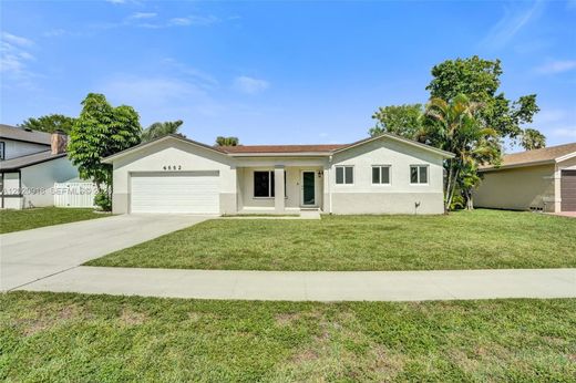 Villa in Sunrise, Broward County
