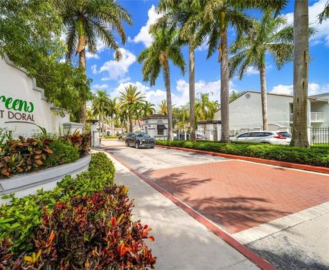 Residential complexes in Doral, Miami-Dade