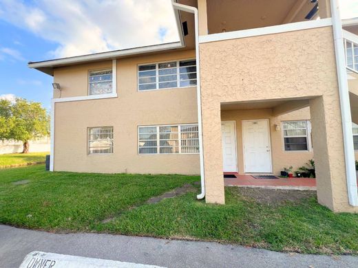 Edificio en Coral Springs, Broward County