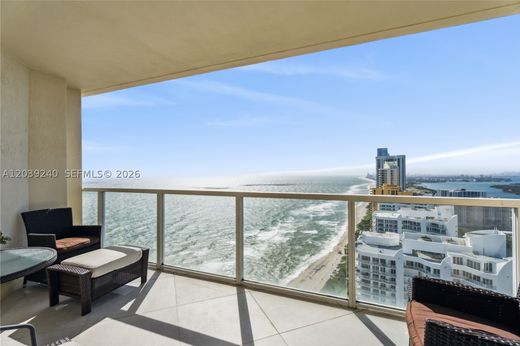 Жилой комплекс, Sunny Isles Beach, Miami-Dade County