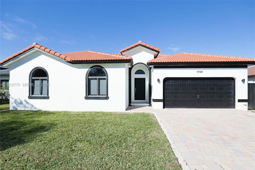 Villa Palmetto Bay, Miami-Dade County