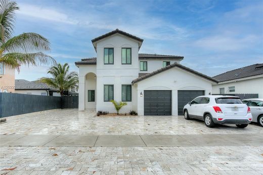 Villa Hialeah, Miami-Dade County
