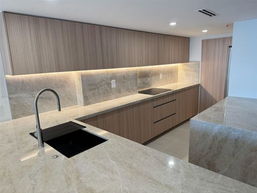 Complexes résidentiels à Miami, Comté de Miami-Dade