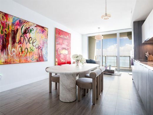 Komplex apartman Miami, Miami-Dade County