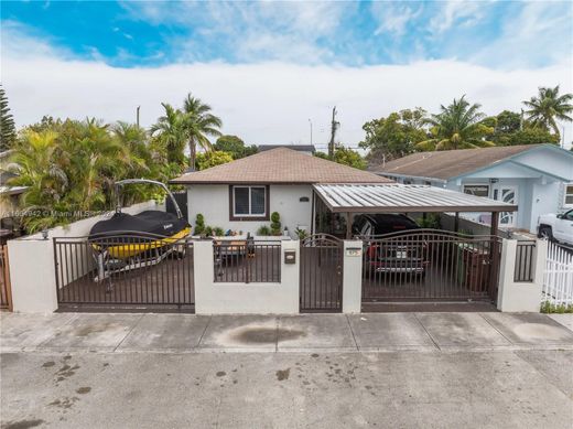 Villa in Hialeah, Miami-Dade