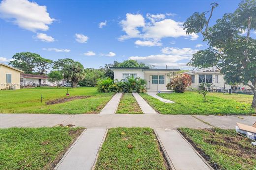 Villa Fort Pierce, Saint Lucie County