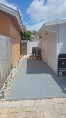 Villa en Miami Gardens, Miami-Dade County