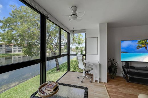 Edificio en Pembroke Pines, Broward County