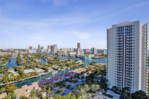 Complexes résidentiels à Aventura, Comté de Miami-Dade