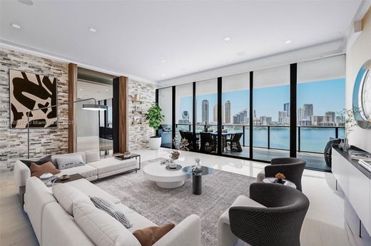 Komplex apartman Aventura, Miami-Dade County