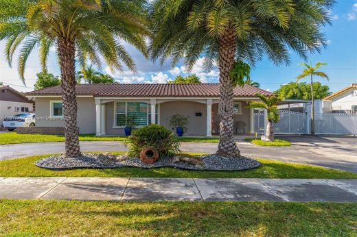 Villa in Miami Terrace Mobile Home, Miami-Dade