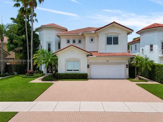 Villa - Doral, Miami-Dade County
