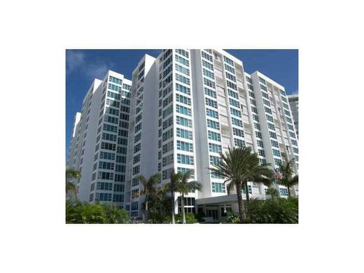 Residential complexes in Pompano Beach, Broward County